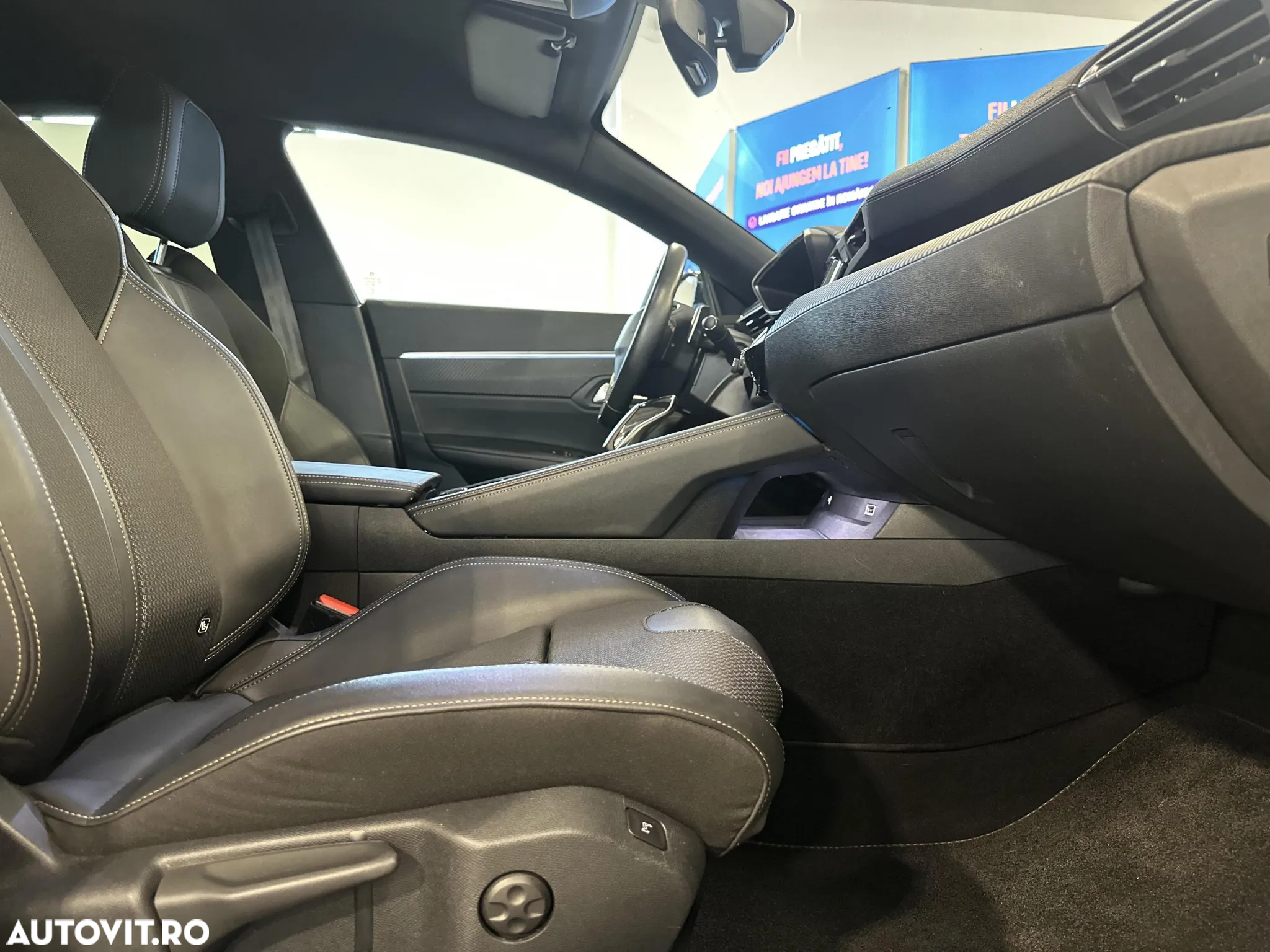 Peugeot 508 Plug-In Hybrid 225 e-EAT8 GT - 23