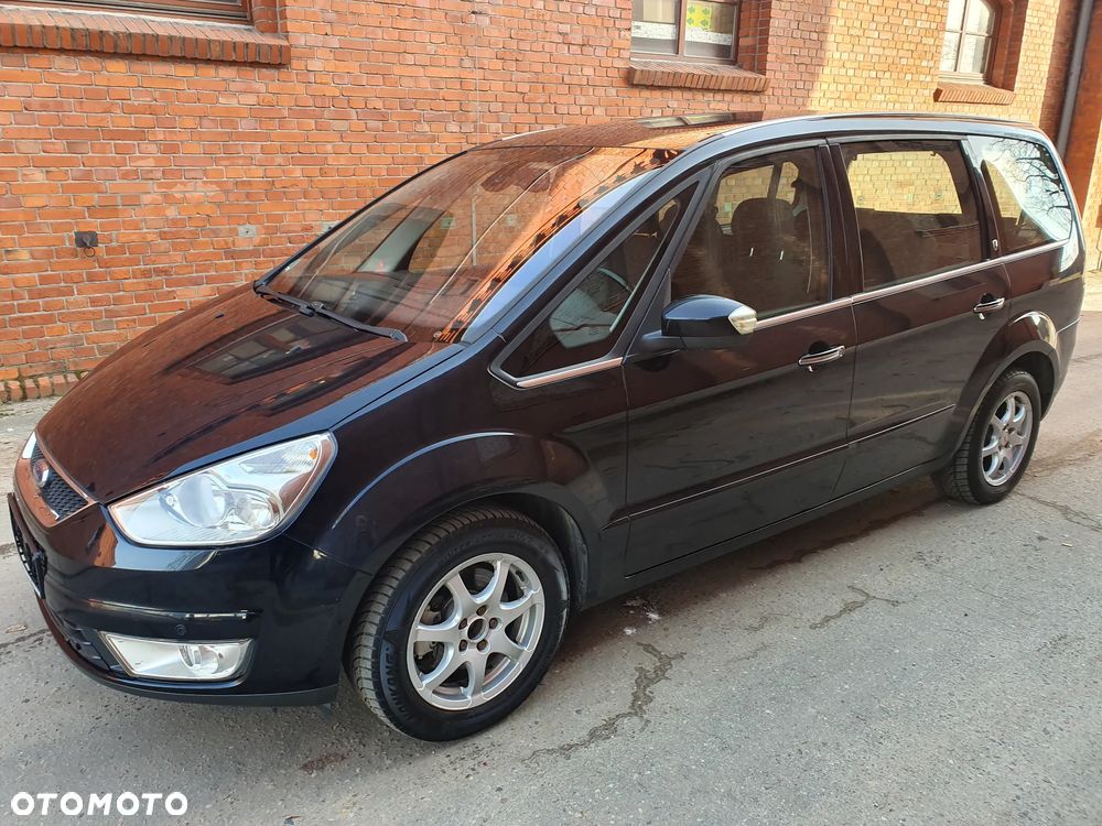 Ford Galaxy 2.0 Ghia - 1