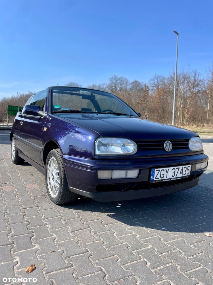 Volkswagen Golf 1.8 GL - 2