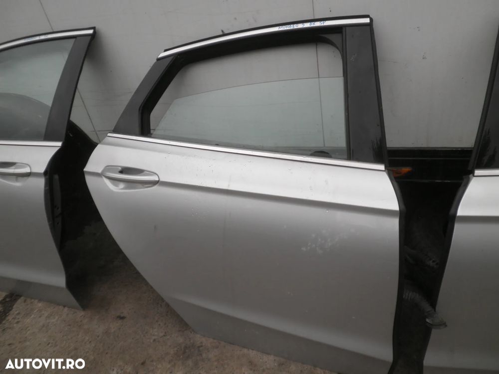 Usa stanga / dreapta spate Ford Mondeo Liftback MK5 - 2