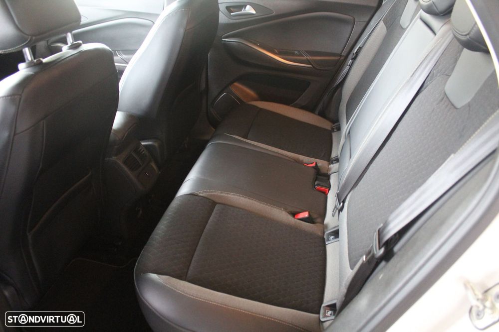 Opel Grandland X 1.2 T Ultimate - 3