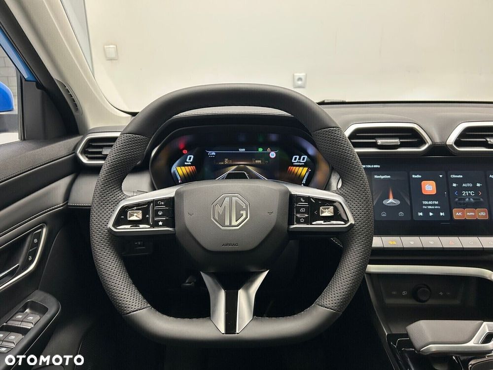 MG ZS 1.5 HEV+ Exclusive - 24