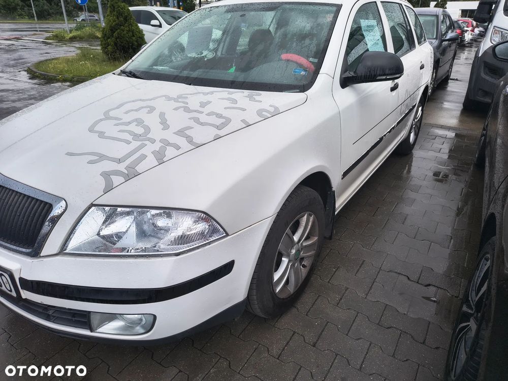 Skoda Octavia 1.6 Tour Classic - 2