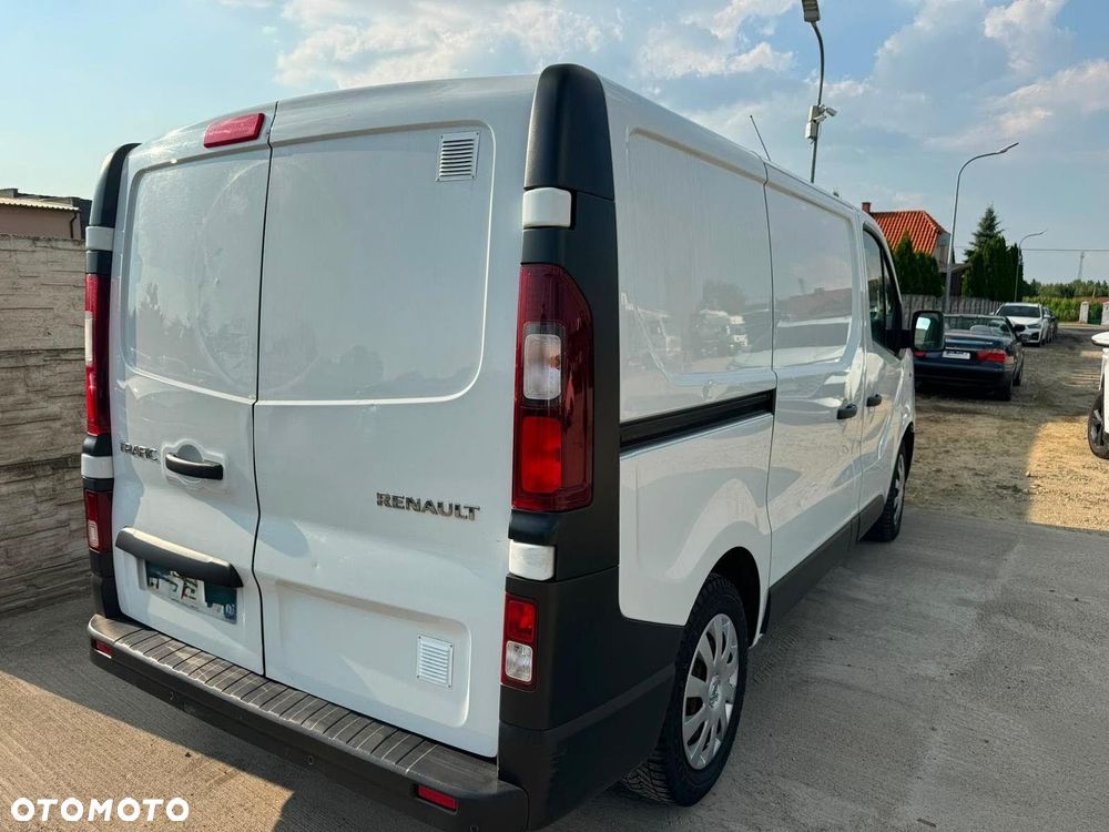 Renault TRAFIC - 10