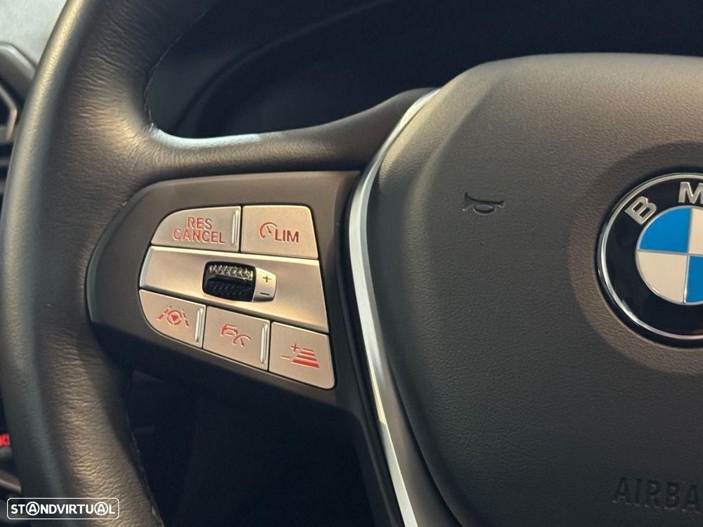 BMW X3 30 e xDrive xLine - 33