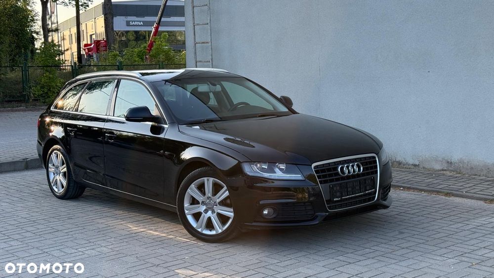 Audi A4 Avant 2.0 TDI - 10