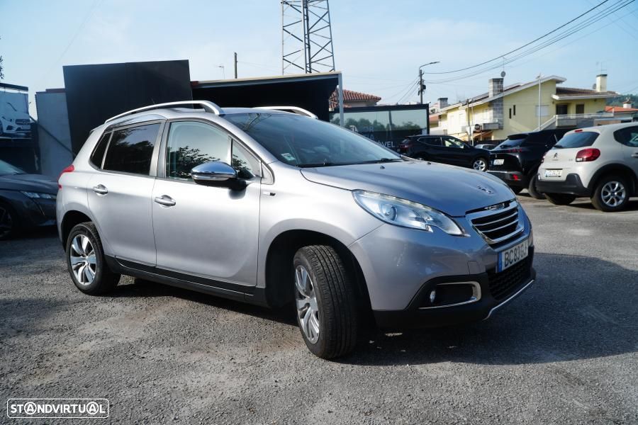 Peugeot 2008 BlueHDi 100 STOP & START Allure - 4