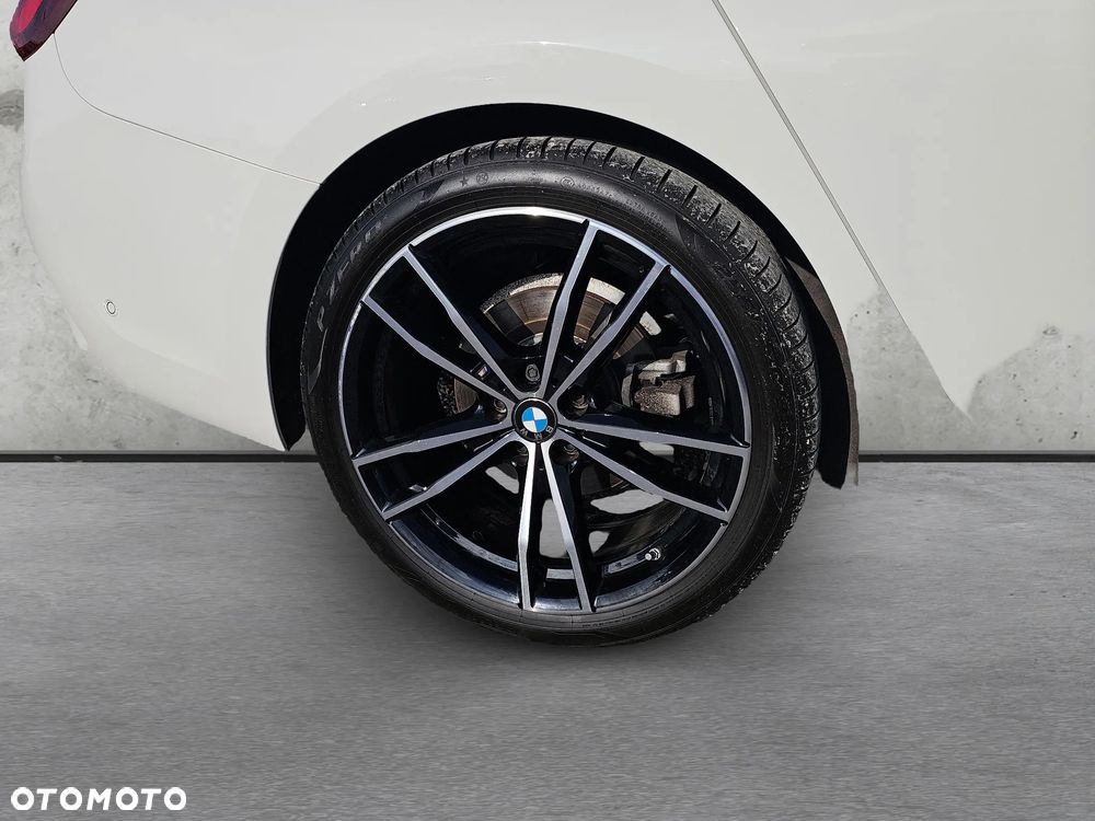 BMW Seria 3 320i M Sport sport - 18