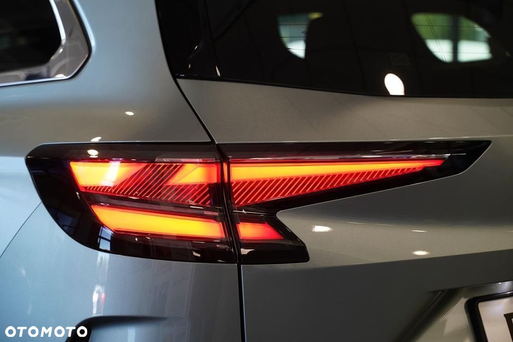 Renault Espace 1.2 E-Tech Full Hybrid 200 Iconic MMT 5os - 24