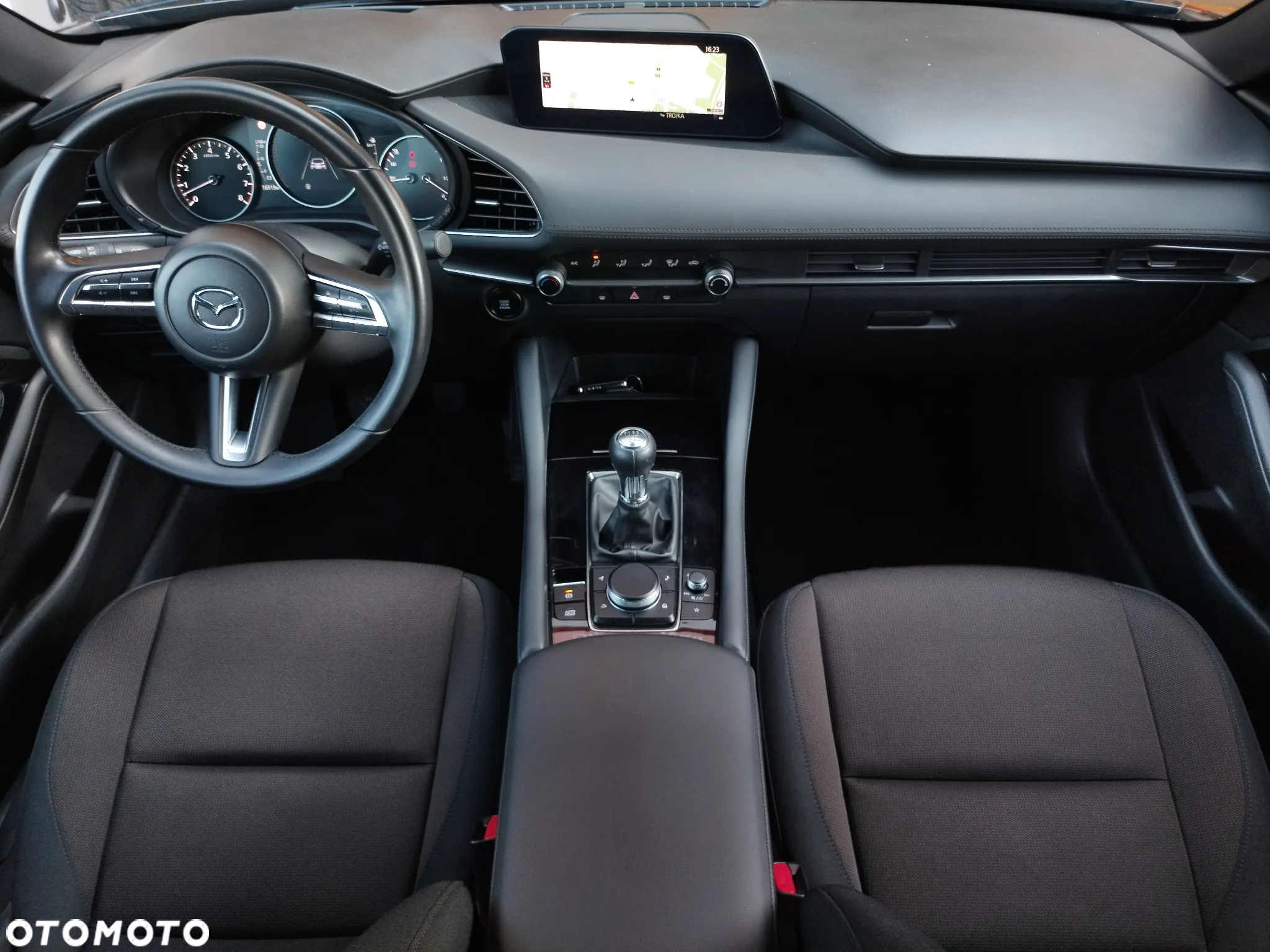 Mazda 3 - 5