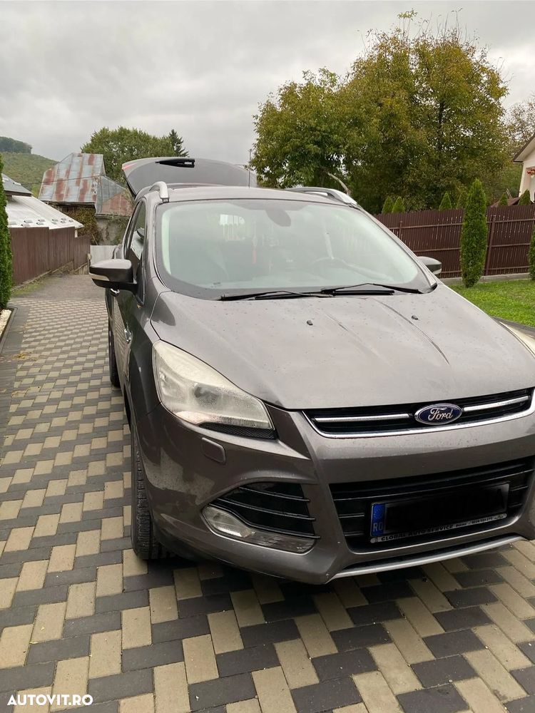 Ford Kuga 2.0 TDCi 4WD Powershift Titanium - 8