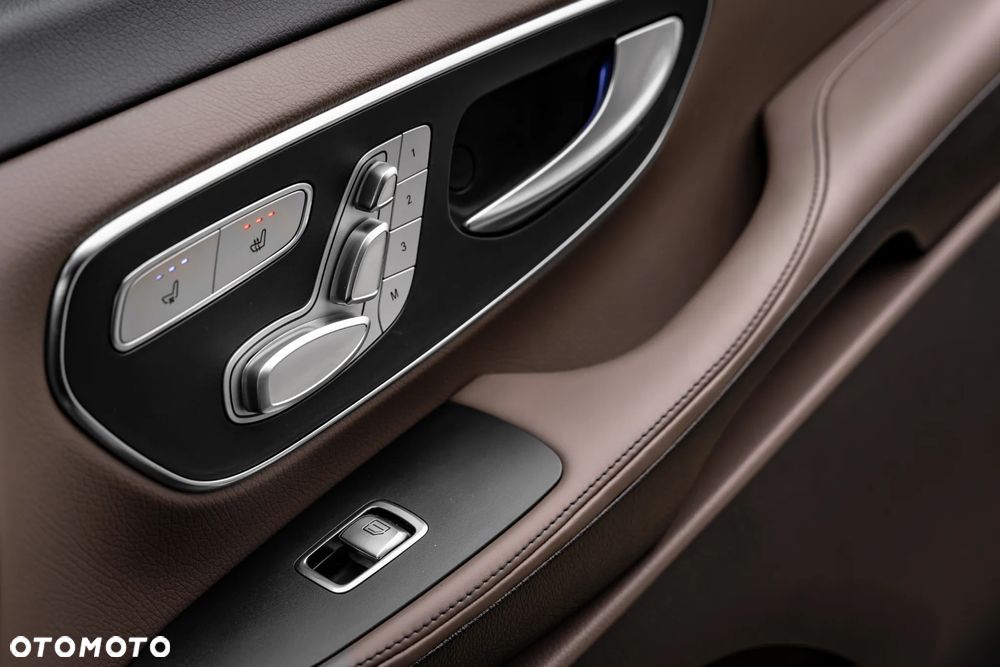 Mercedes-Benz Klasa V 300 d 4-Matic 9G-Tronic Exclusive (ekstra d³) - 27