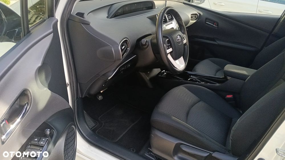 Toyota Prius - 21