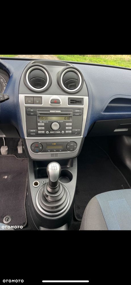 Ford Fiesta 1.3 Style - 18