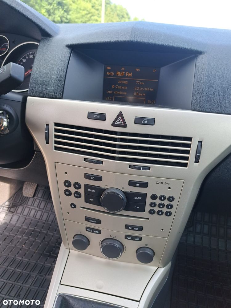 Opel Astra 1.6 Edition Sport - 26