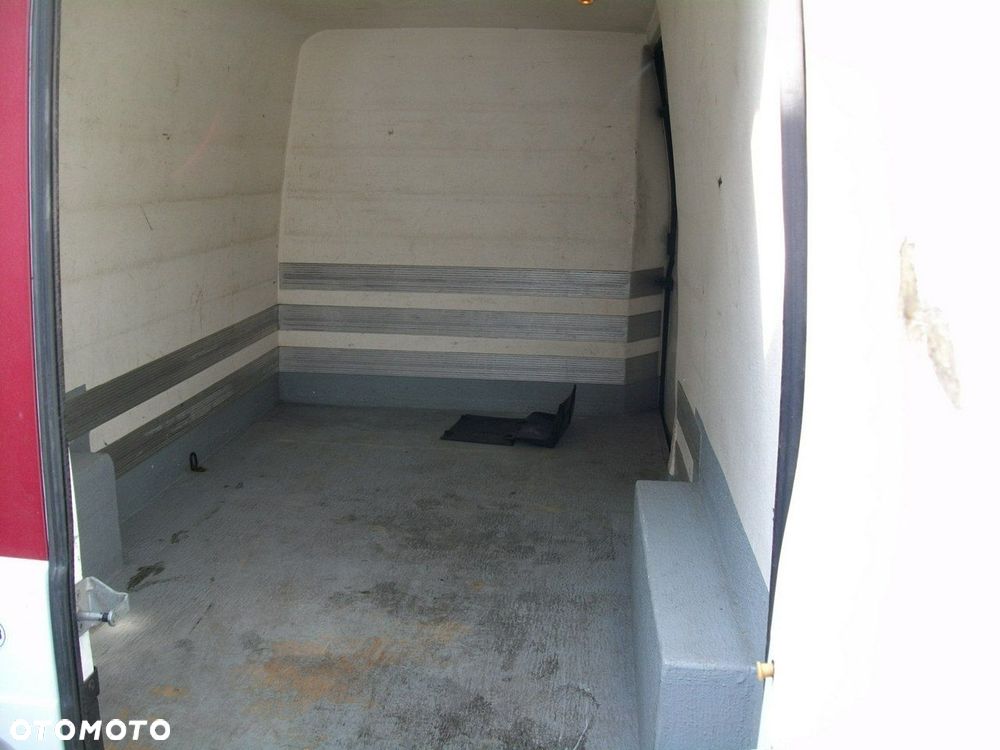 Ford Transit - 6