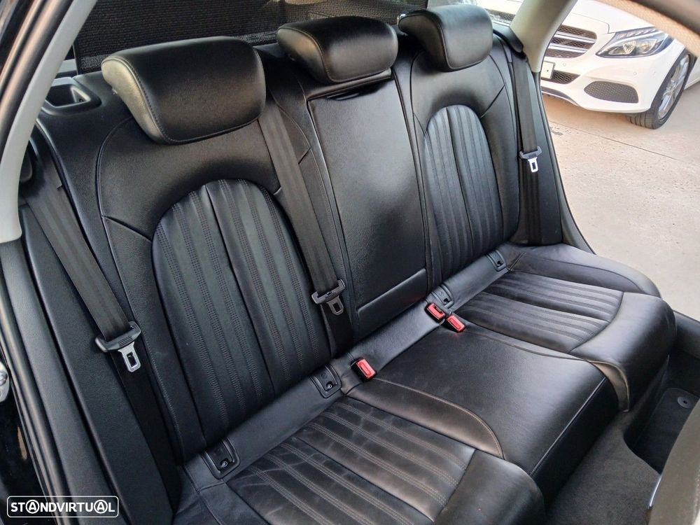Audi A6 Avant 2.0 TDi S-line S tronic - 12