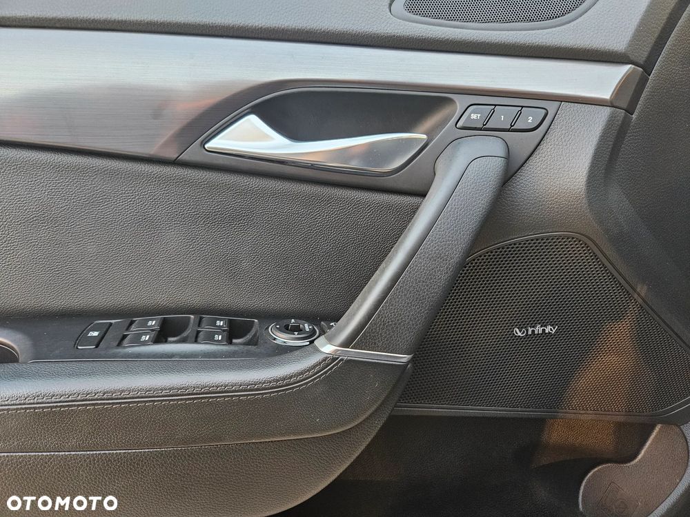 Hyundai i40 Kombi blue 1.6 CRDi DCT Space Plus - 24