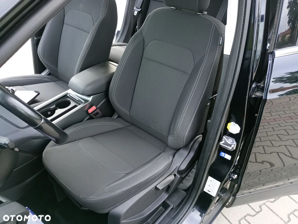 Ford Kuga 1.5 EcoBoost 2x4 Titanium - 13