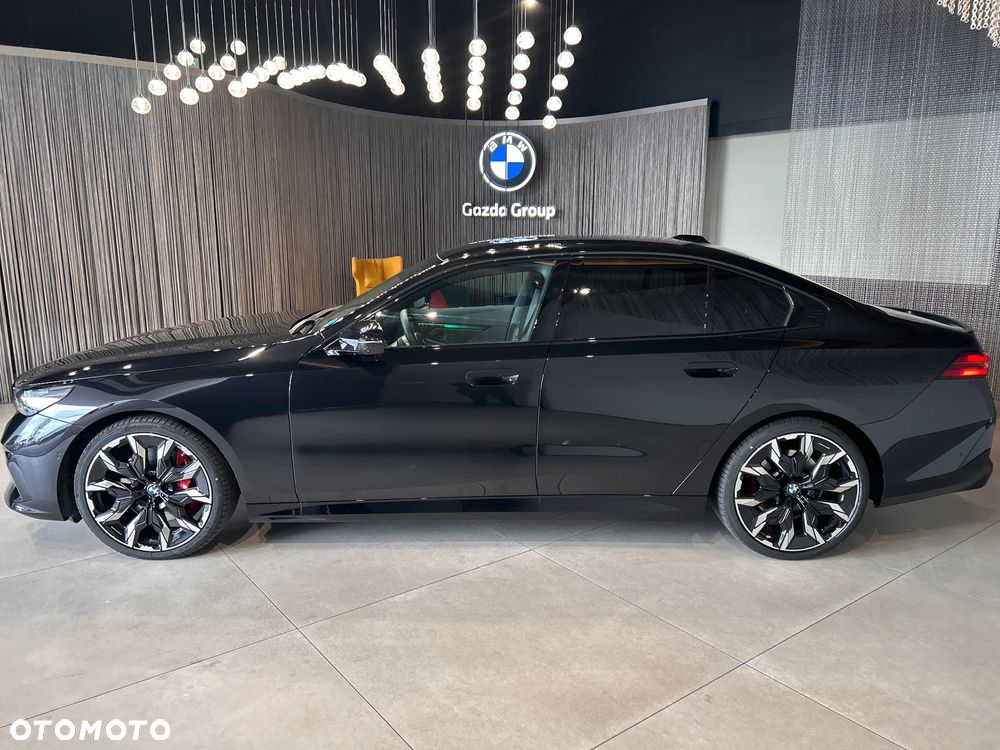 BMW Seria 5 540d xDrive mHEV - 7