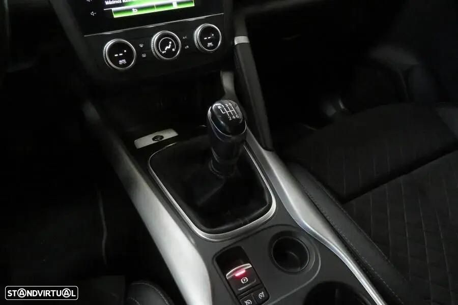 Renault Kadjar 1.3 TCe Intens — fotografia 4