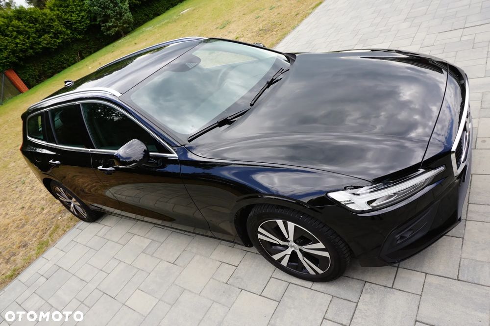 Volvo V60 B4 D Momentum Pro - 4