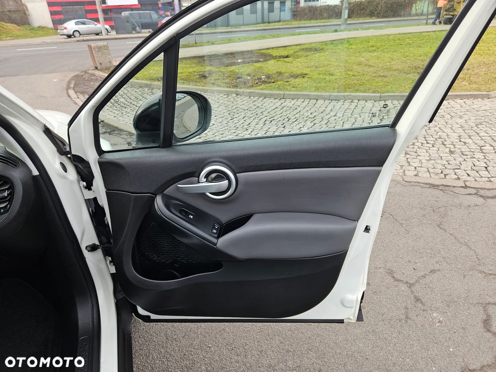 Fiat 500X 1.6 E-torQ 4x2 S&S Business Line - 18