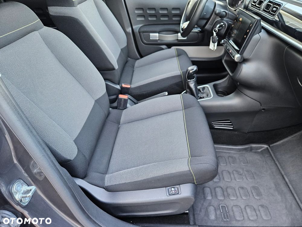Citroën C3 BlueHDi 100 S&S SHINE PACK - 13