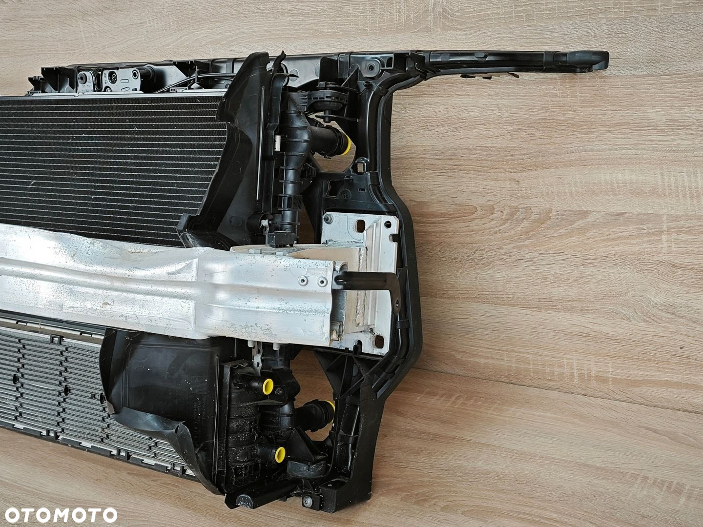 PAS PRZEDNI BELKA CHŁODNICE AUDI A5 8T 2.0 TDI 190 KM LIFT 8K0805594N 14km - 3