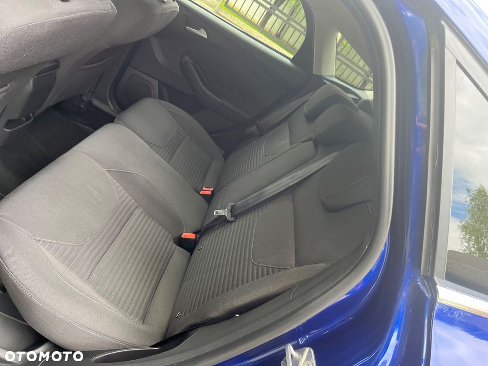 Ford Focus 1.5 EcoBlue Start-Stopp-System ST-LINE X - 16