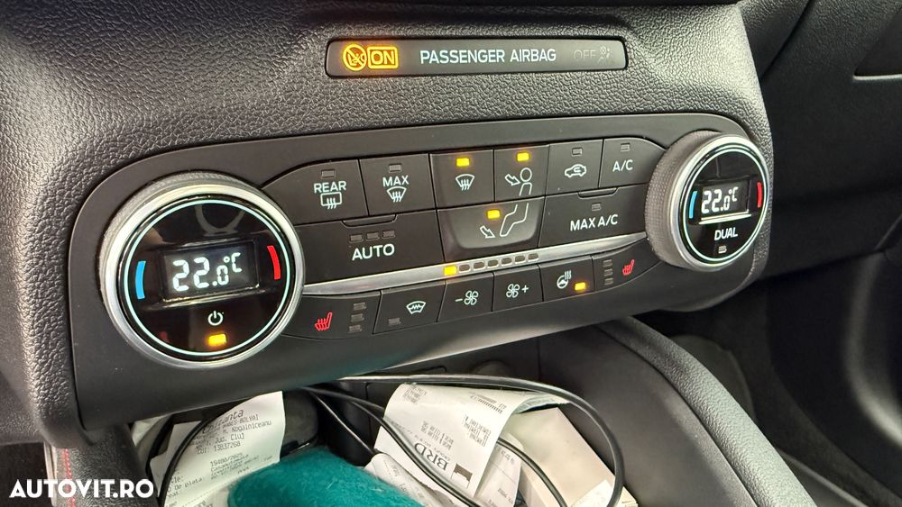 Ford Kuga 2.5 Duratec FHEV AWD ST Line X - 14