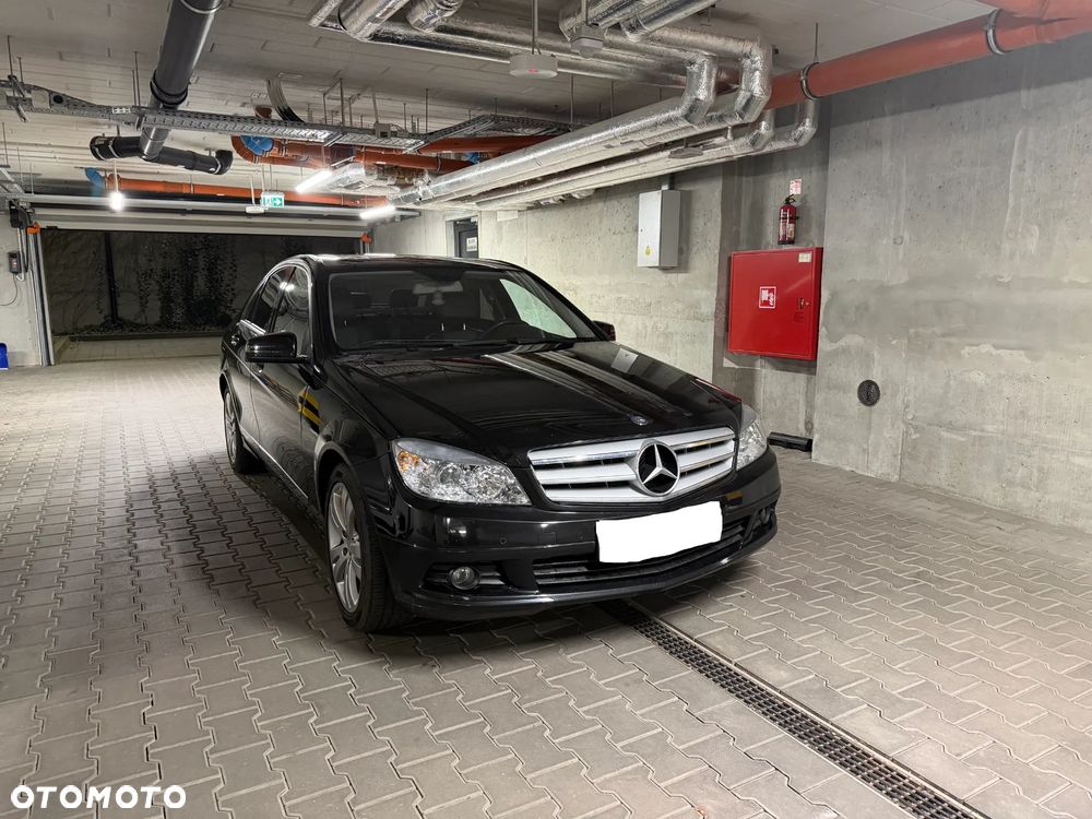 Mercedes-Benz Klasa C 220 CDI BlueEff 4-Matic Avantgarde - 5