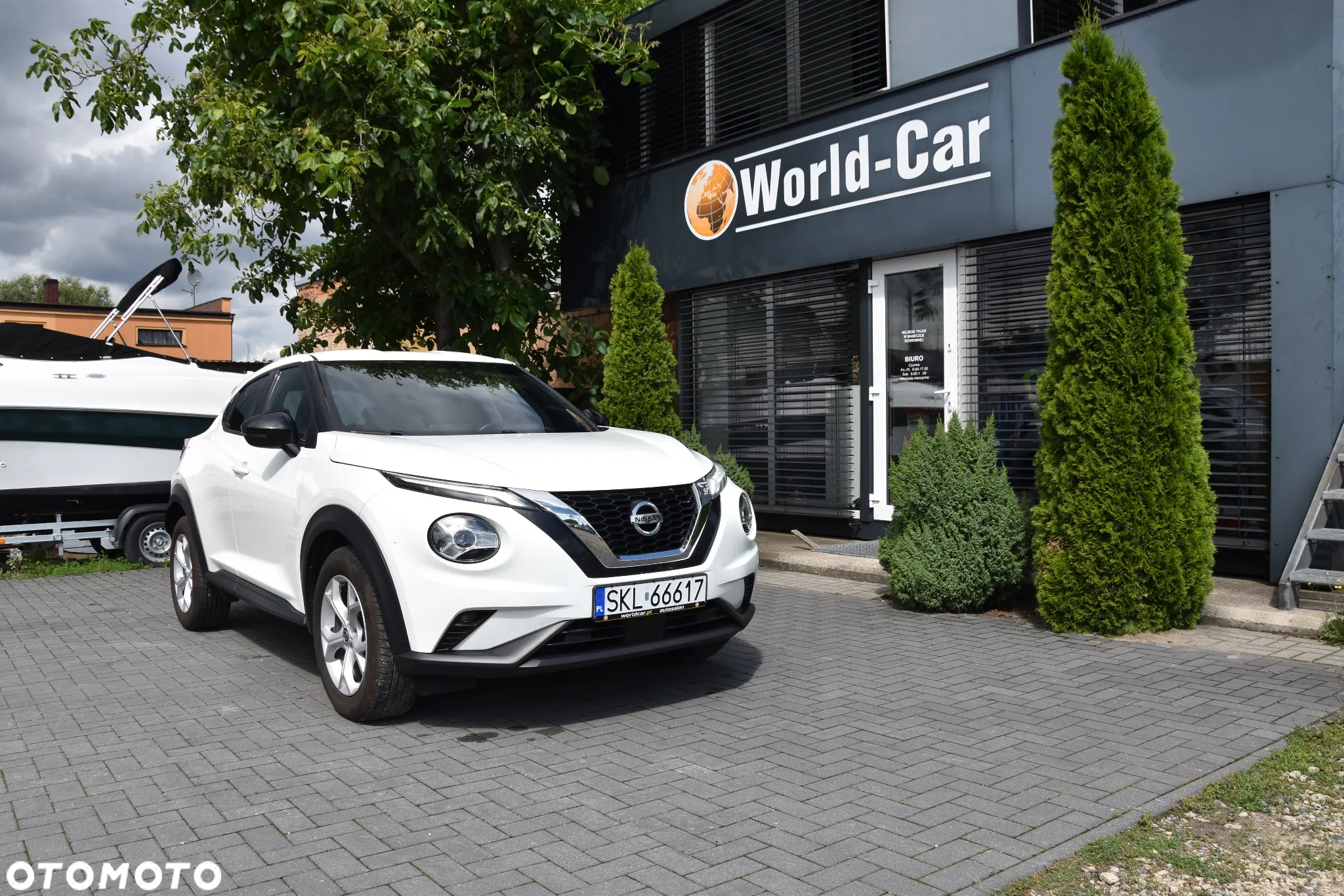 Nissan Juke 1.0 DIG-T DCT Tekna - 2
