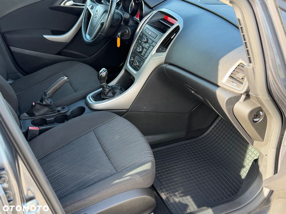 Opel Astra - 8