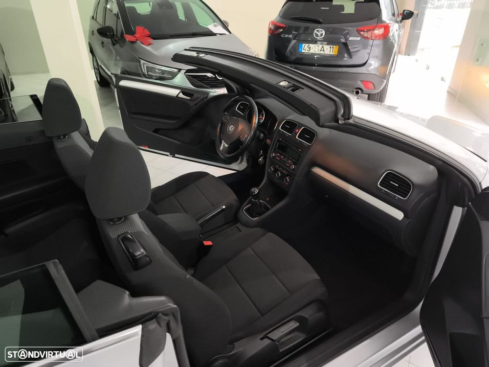 VW Golf Cabriolet 1.6 TDi BlueMotion - 25