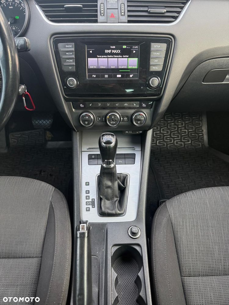 Skoda Octavia 1.6 TDI Ambition DSG - 23