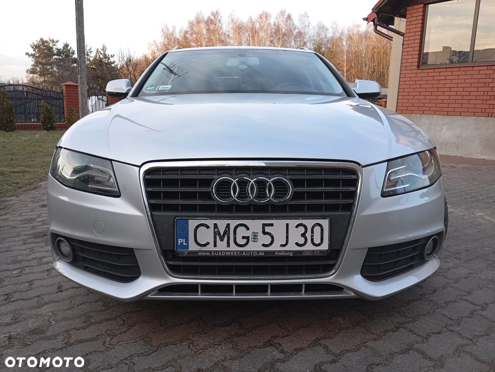 Audi A4 Avant - 11