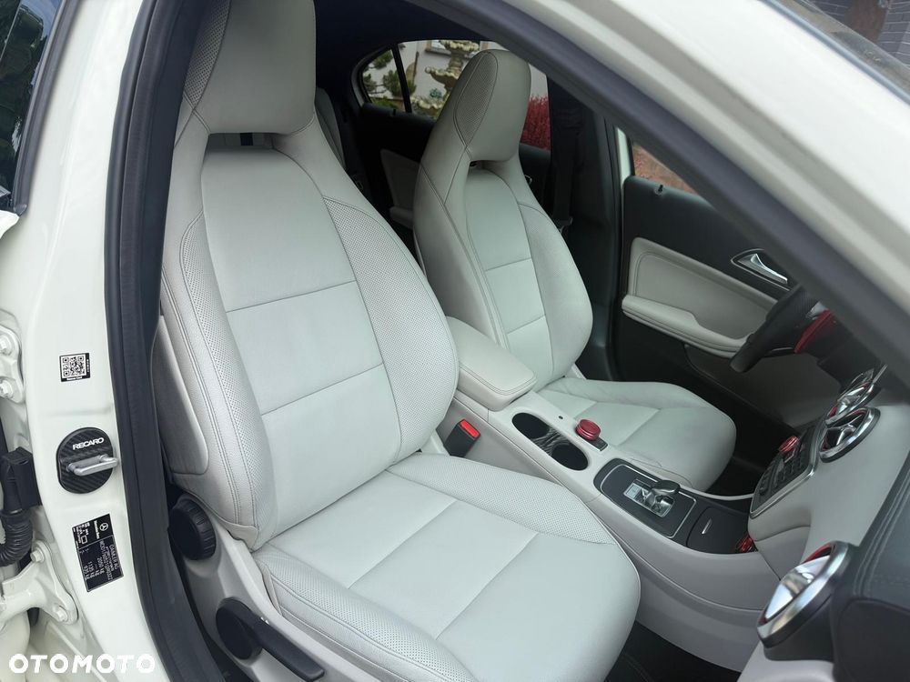 Mercedes-Benz Klasa A 45 AMG 4Matic AMG Speedshift 7G-DCT - 6