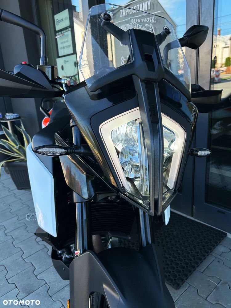 KTM Adventure 390 - 24