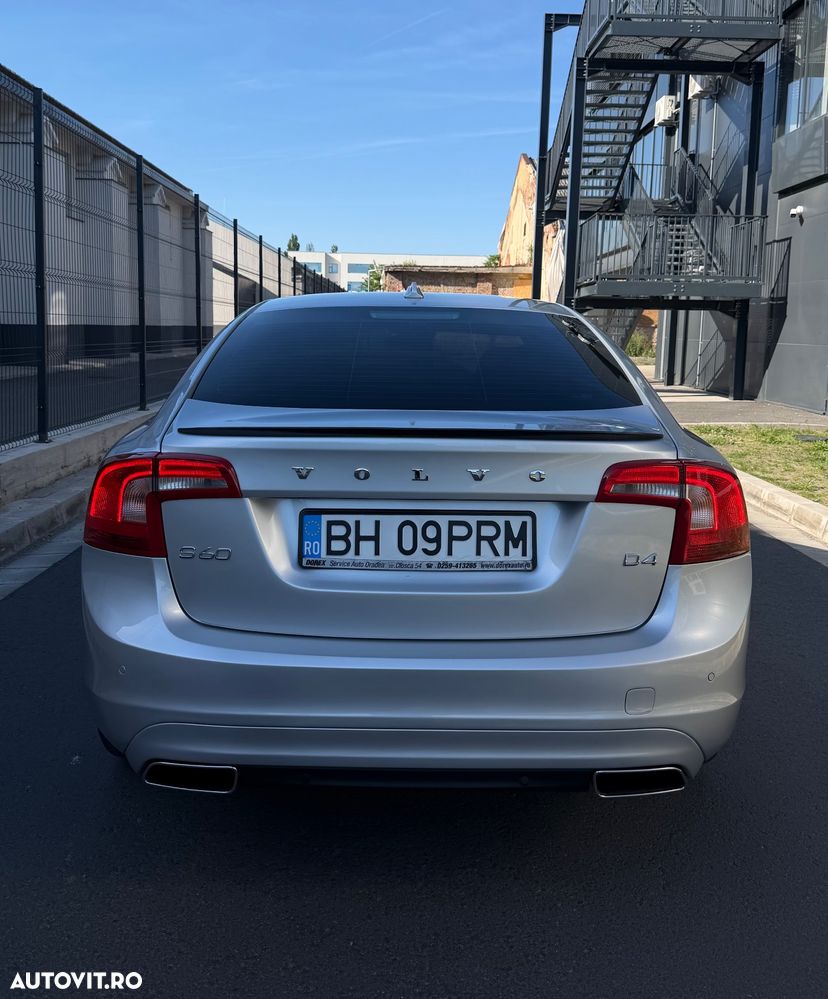 Volvo S60 D4 Geartronic - 4