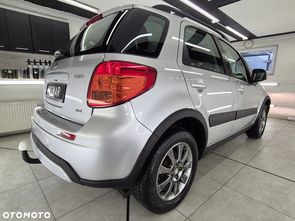 Suzuki SX4 1.6 VVT 4x4 Comfort - 11