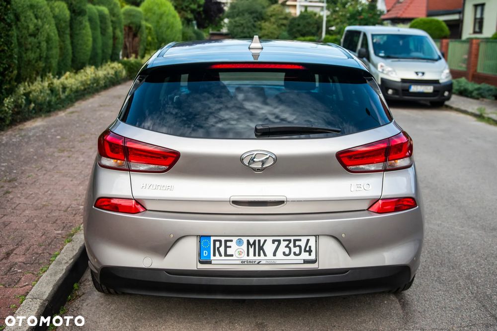 Hyundai i30 1.4 T-GDI Comfort DCT - 14