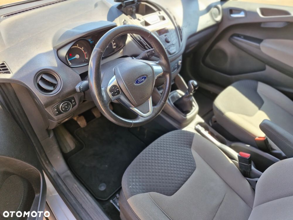 Ford Transit Courier Trend - 18