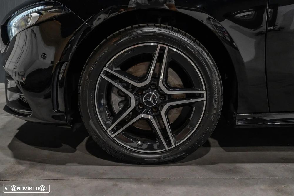 Mercedes-Benz A 250 Limousine e 8G-DCT AMG Line - 28