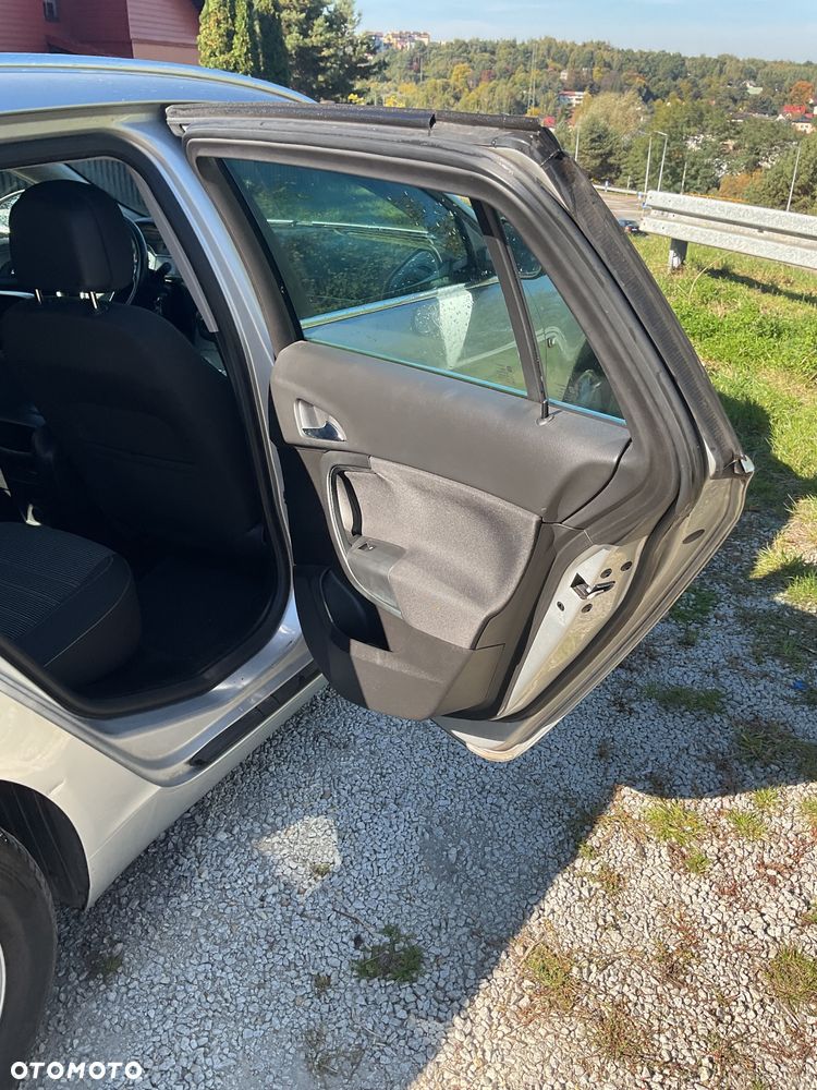 Opel Insignia - 27