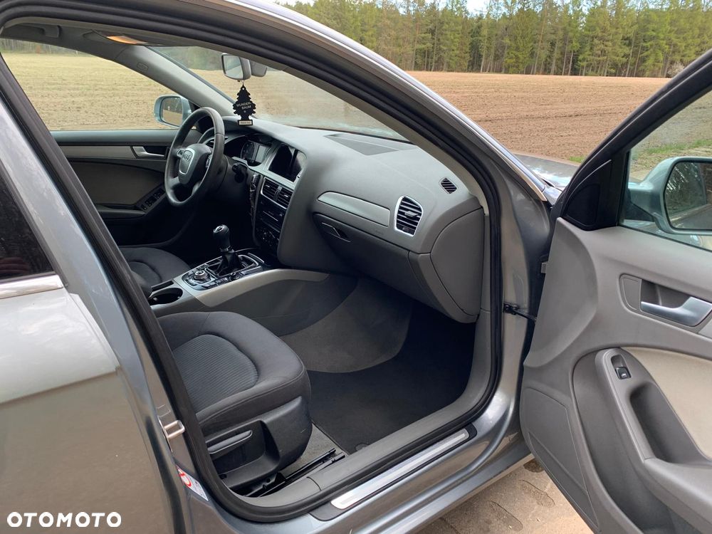 Audi A4 Avant 2.0 TDI Limited Edition - 3