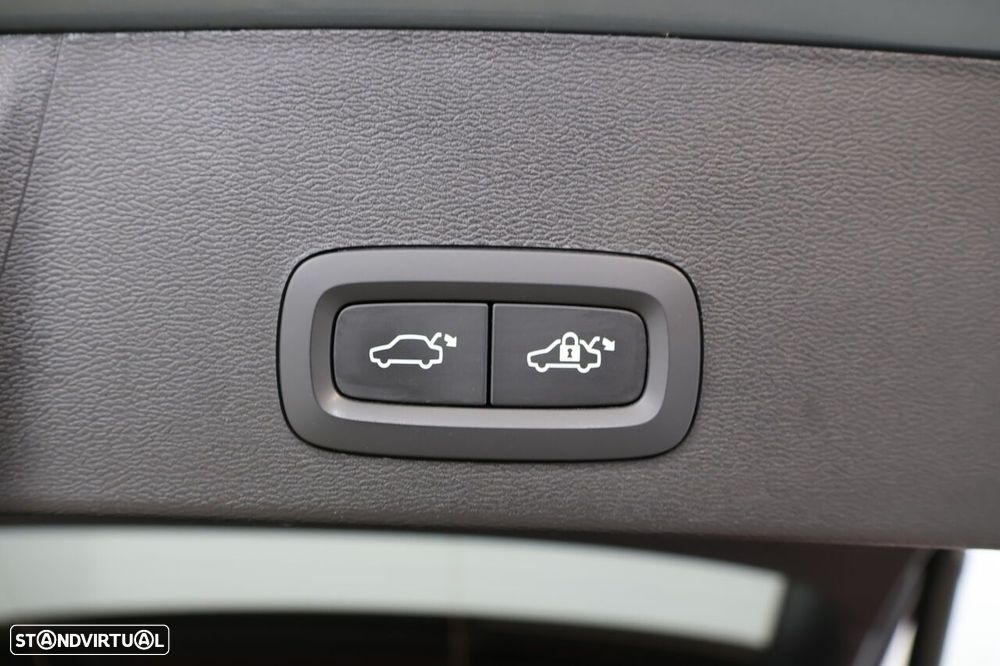 Volvo XC 40 1.5 T5 PHEV Inscription - 33