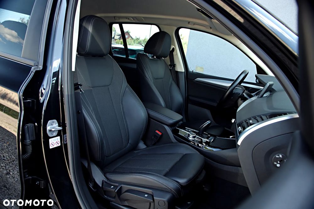 BMW X3 xDrive20d xLine sport - 27