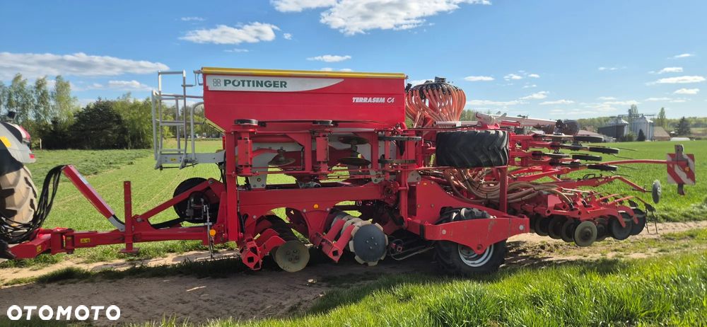 Pottinger terrasem C4, 4m 1 właściciel, garażowany, agregat uprawowo siewny - 2