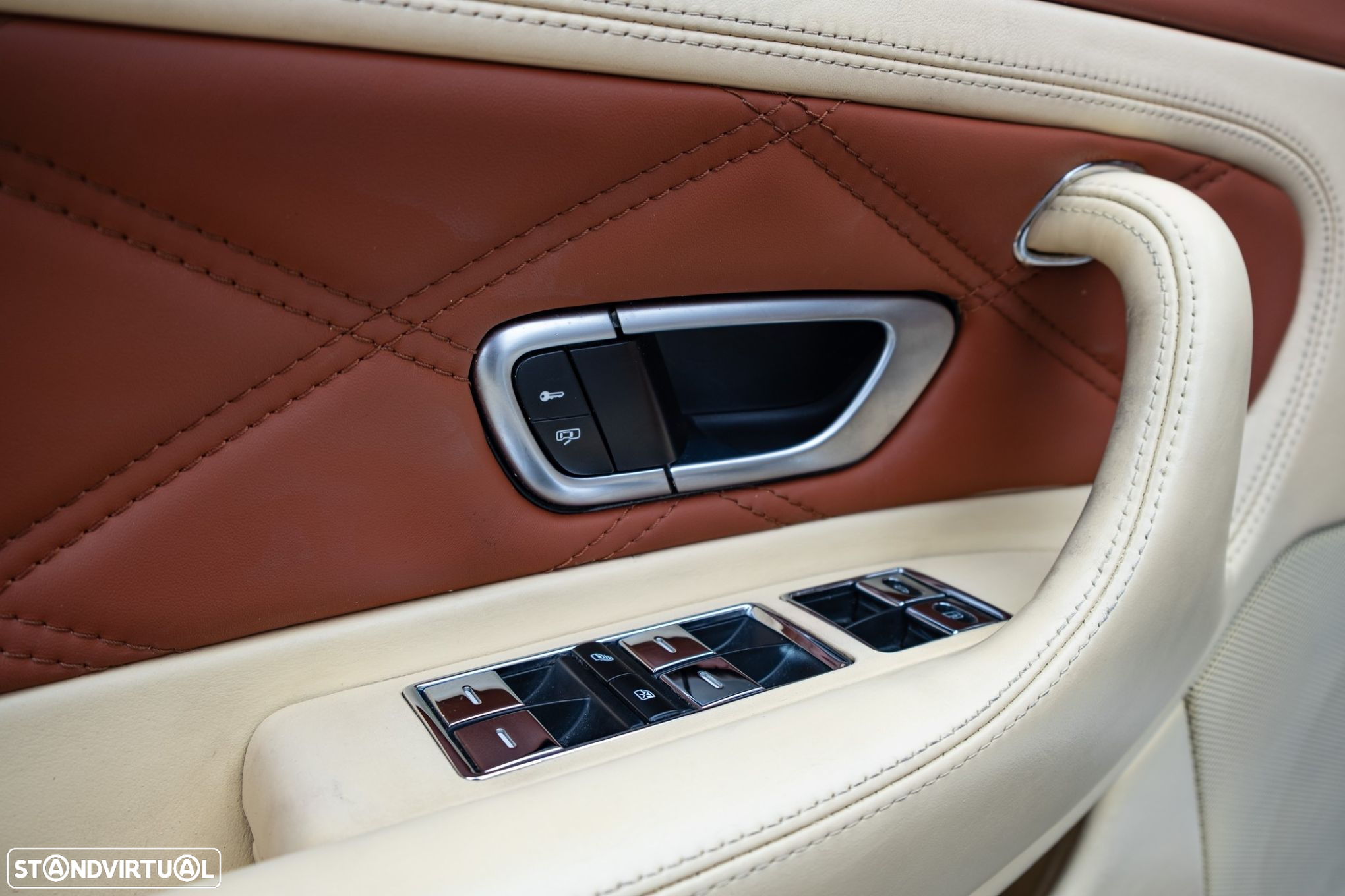 Bentley Continental GT - 23